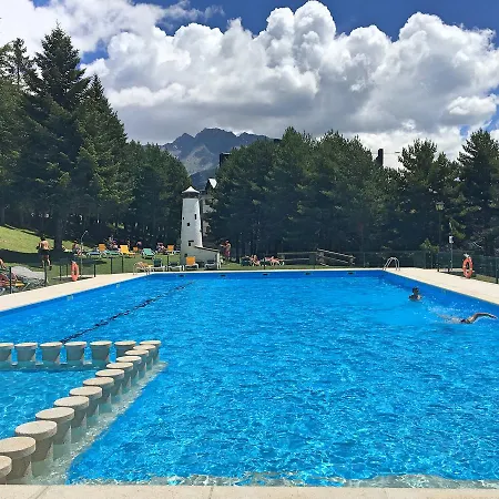 Mountain Cove, Agradable Salon Y Dos Banos * Sallent de Gállego