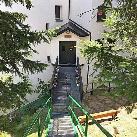 Mountain Cove, Agradable Salon Y Dos Banos דירה